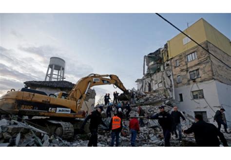 A­r­n­a­v­u­t­l­u­k­­t­a­ ­5­ ­b­ü­y­ü­k­l­ü­ğ­ü­n­d­e­ ­d­e­p­r­e­m­ ­-­ ­D­ü­n­y­a­ ­H­a­b­e­r­l­e­r­i­